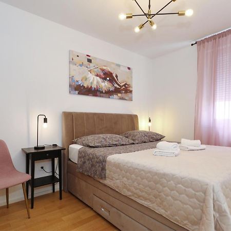 Apartman Maresa 자다르 외부 사진
