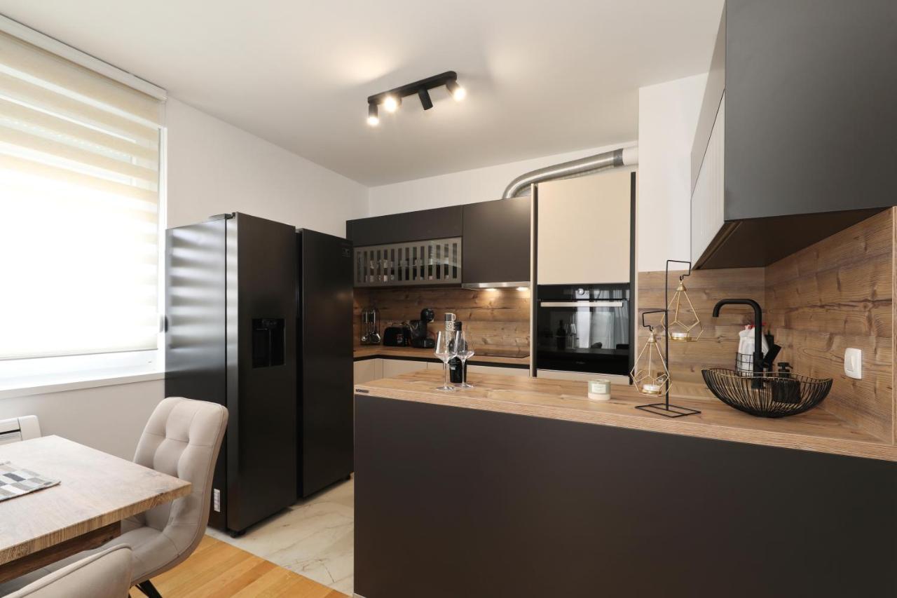 Apartman Maresa 자다르 외부 사진